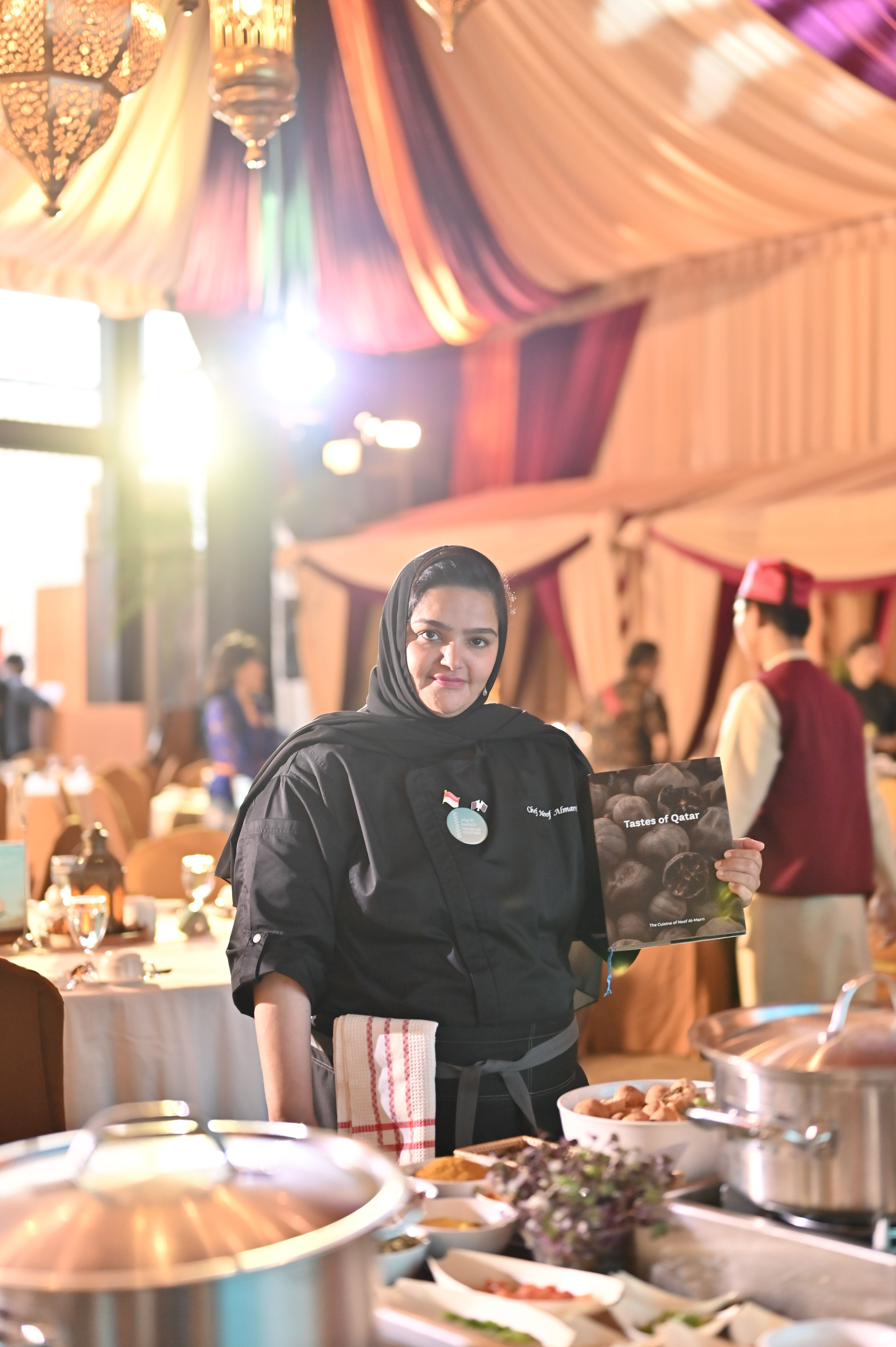 Chef Noof gives live Qatari cooking demonstration in Indonesia.