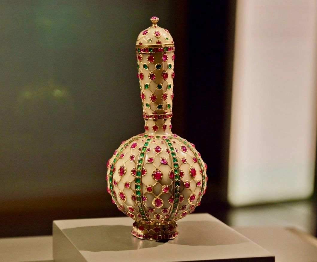 Indian sculpture from the Set in Stone: Gems and Jewels from Royal Indian Courts exhibition at  Museum of Islamic Art (MIA).